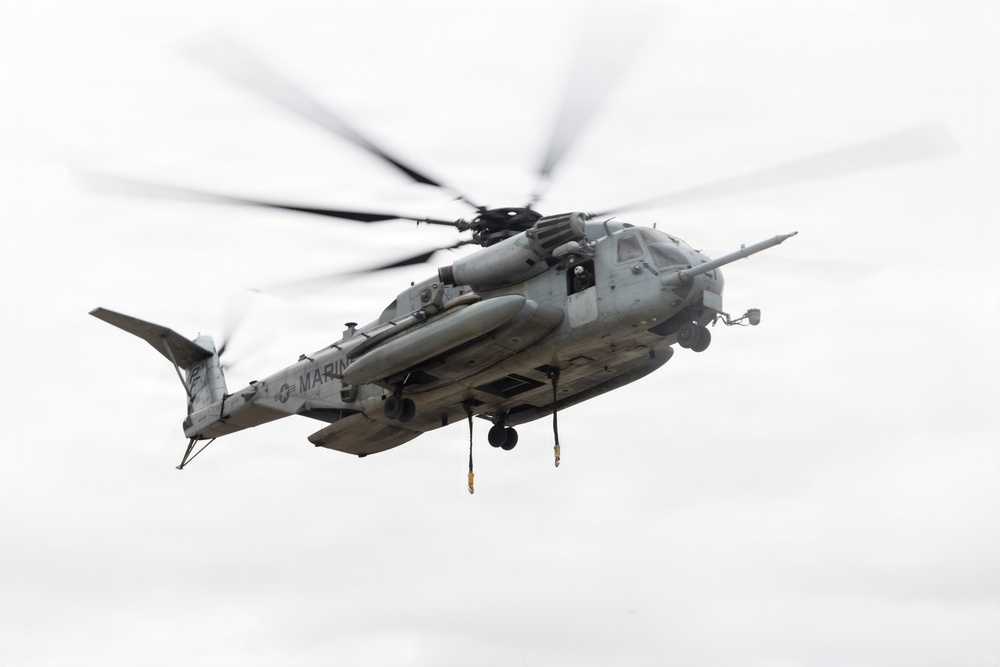 BLT 2/4 Conducts an Artillery Raid
