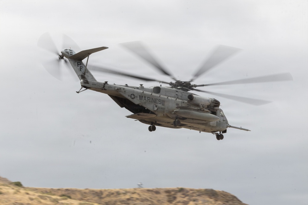 BLT 2/4 Conducts an Artillery Raid