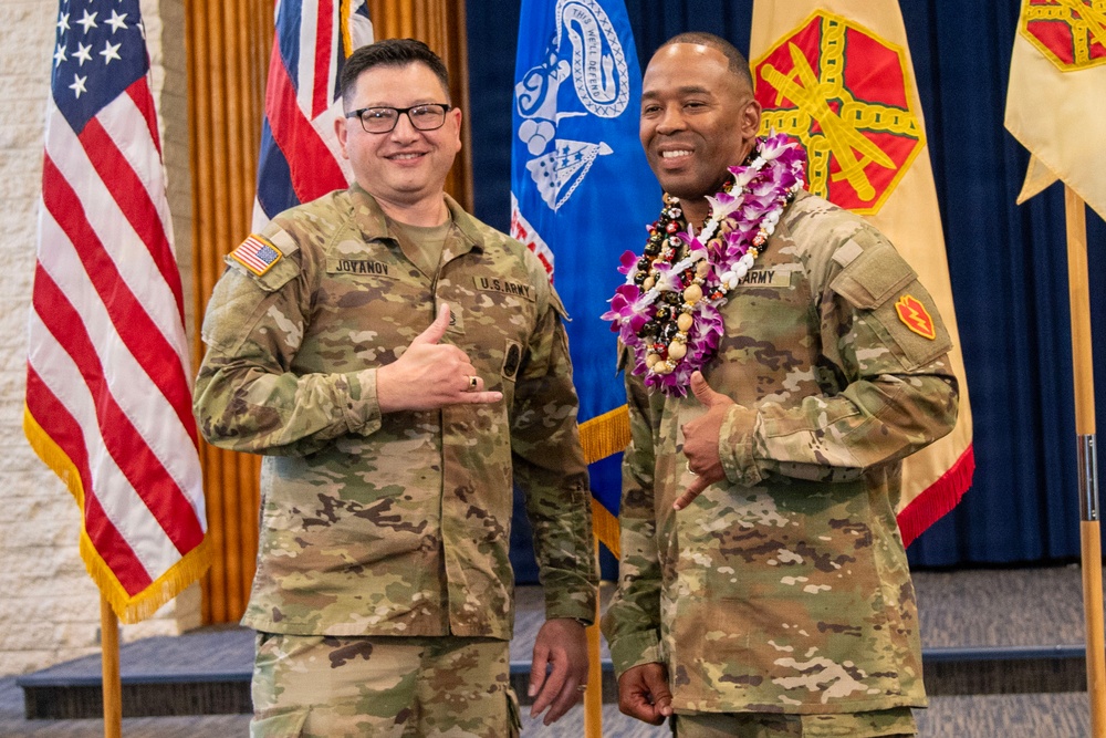 USAG Hawaii HHD conducts change of command ceremony