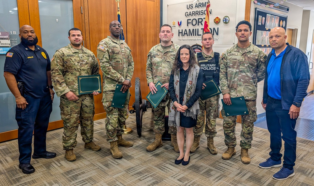 Fort Hamilton Commander Recognizes 430th MP Detachment for Support to Installation Security