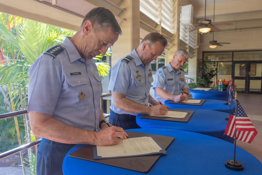 USAF, RAAF and RNZAF strengthen trilateral relationship with C-130J cooperation