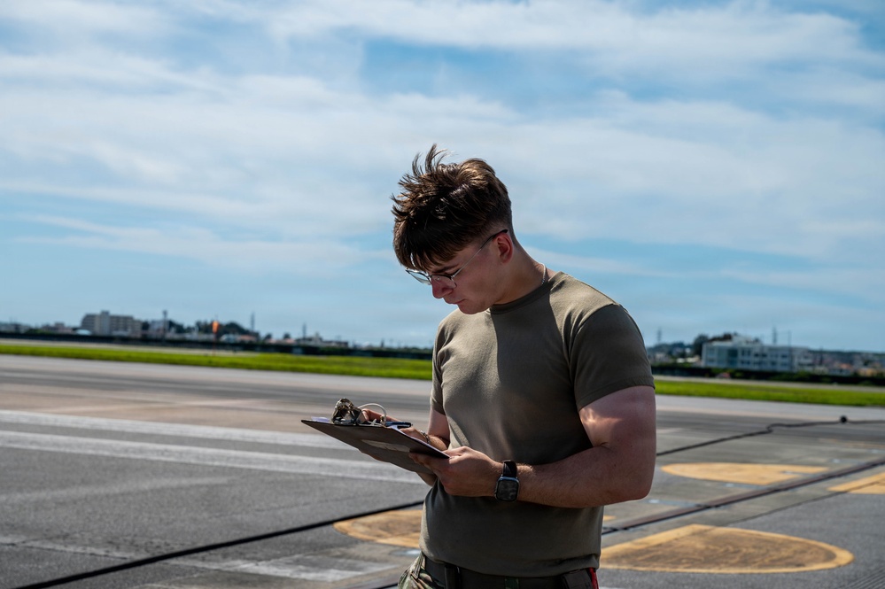 Arresting system certification reinforce Kadena’s combat readiness