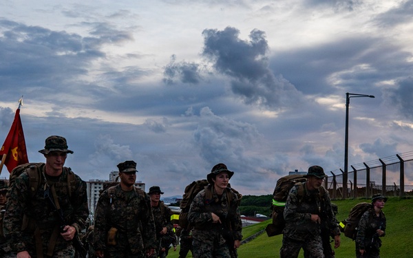 CLR-35 H&amp;S Company conducts 5K Hike