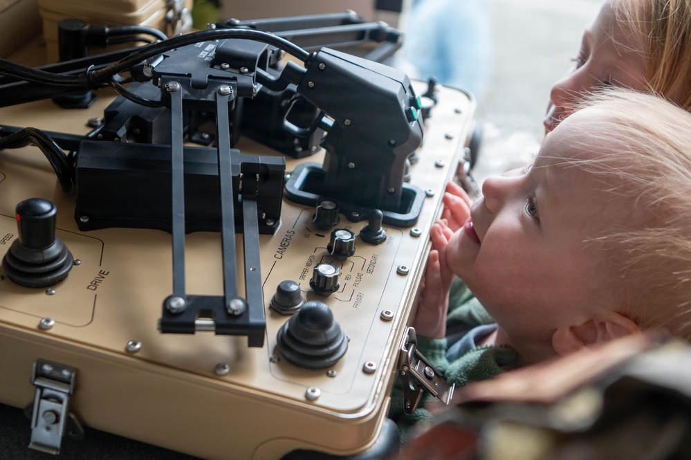 Police week 26: Security Forces expo welcomes Airmen and families to meet military law enforcement up close