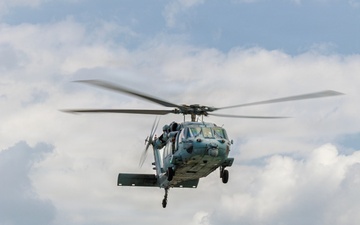 HSC-28 Embarks USS Mount Whitney