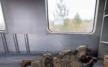 EODMU 8 and Royal Norwegian Navy conduct Improvised Explosive Device Drill during Bilateral Exercise