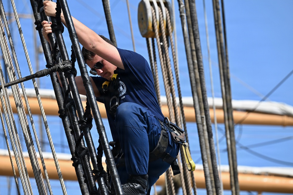 Coast Guard Academy Cadets begin "School of the Ship" orientation aboard Barque Eagle