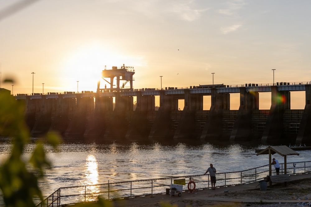 Jim Woodruff Dam and Lock supports navigation and flood risk reduction along the Apalachicola-Chattahoochee-Flint River Basin