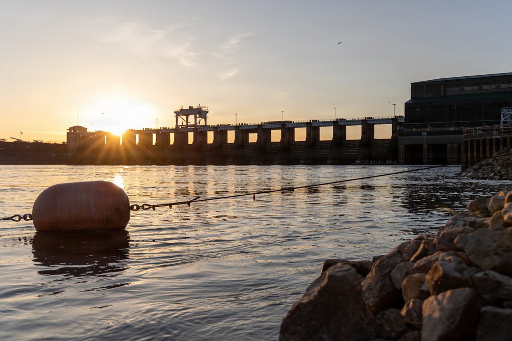 Jim Woodruff Dam and Lock supports navigation and flood risk reduction along the Apalachicola-Chattahoochee-Flint River Basin