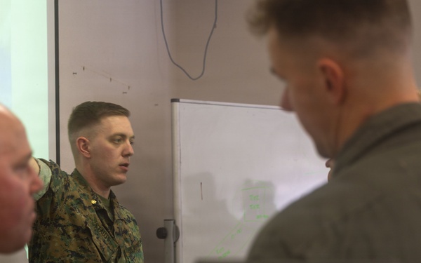 Marines with V2/5 conduct EOTG Vertical Assault Raid Course