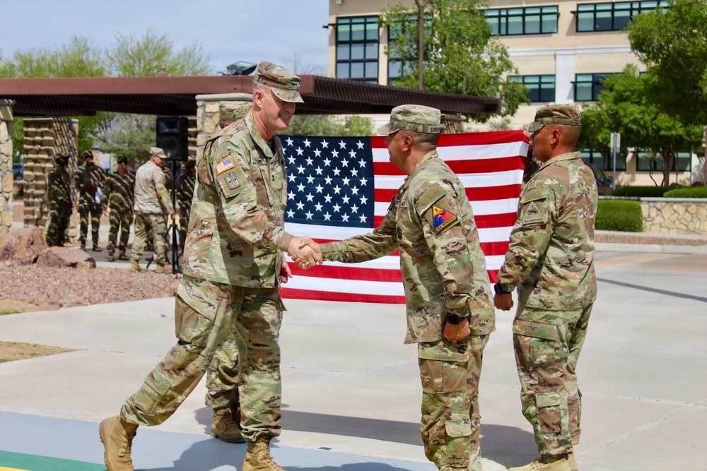 1AD Commanding General Congratulates SFC Simental on Indefinite Reenlistment