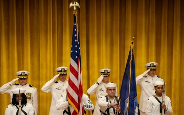 USS North Dakota Holds Change of Command Ceremony