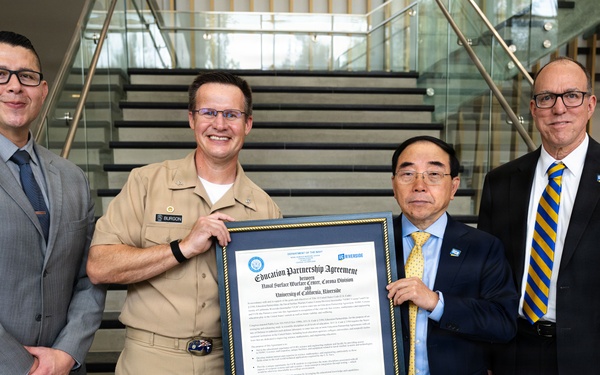 NSWC Corona signs Education Partnership Agreement with University of California Riverside
