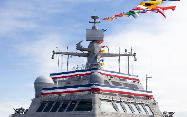 USS Cleveland (LCS 31) Visits Cleveland Fire Station 1