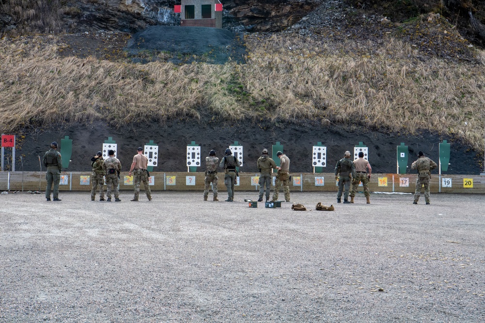 EODMU 8 and Royal Norwegian Navy conduct  Live-Fire Exercise during Bilateral Exercise