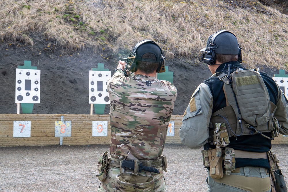 EODMU 8 and Royal Norwegian Navy conduct  Live-Fire Exercise during Bilateral Exercise