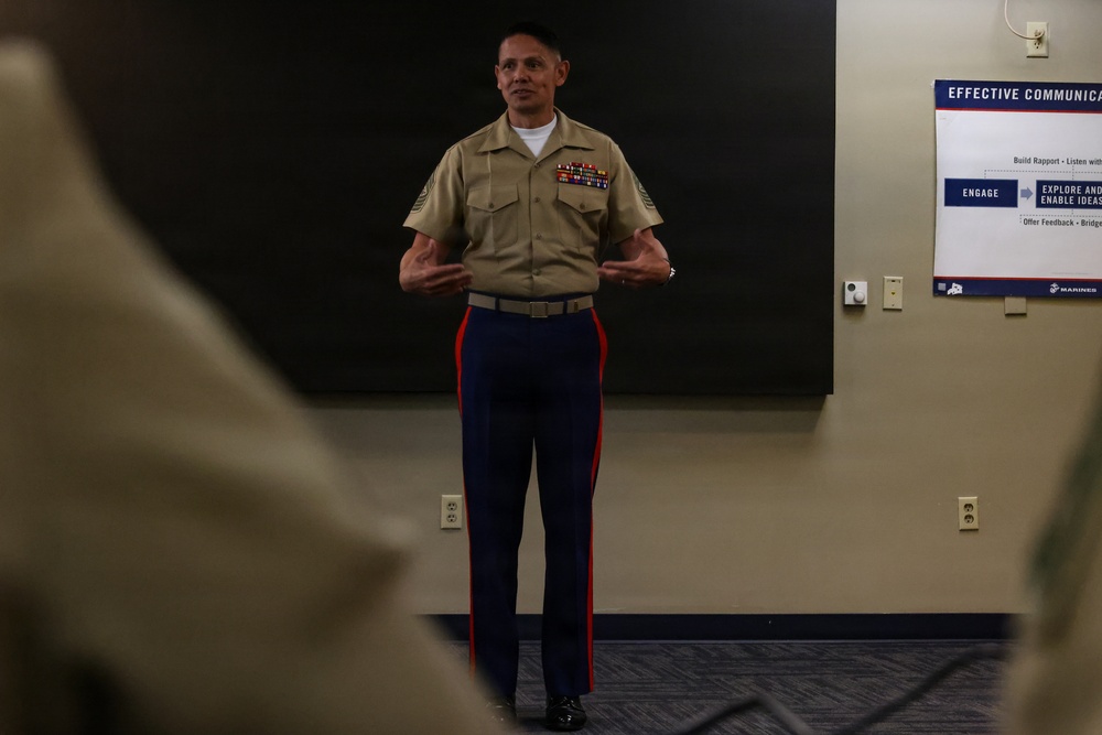 SMMC Visits 8th Marine Corps District