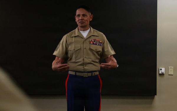 SMMC Visits 8th Marine Corps District