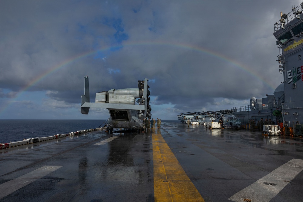 USS Iwo Jima Transits the Caribbean Sea