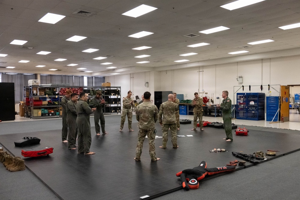 15th Operational Support Squadron conduct SERE training for INDOPACOM visit