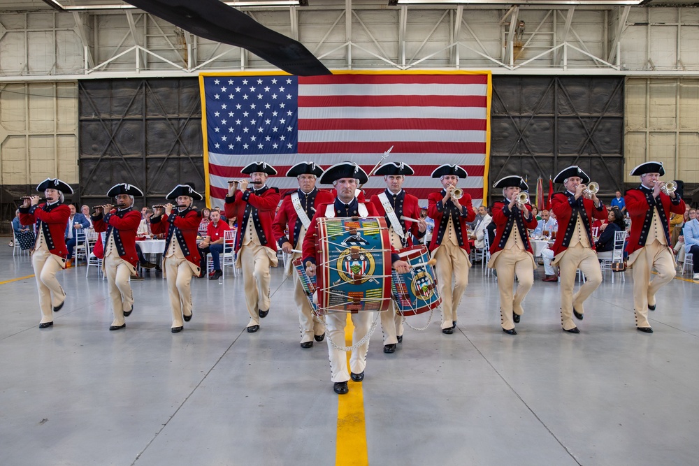 Fife and Drum performs for Fort Knox, KY community