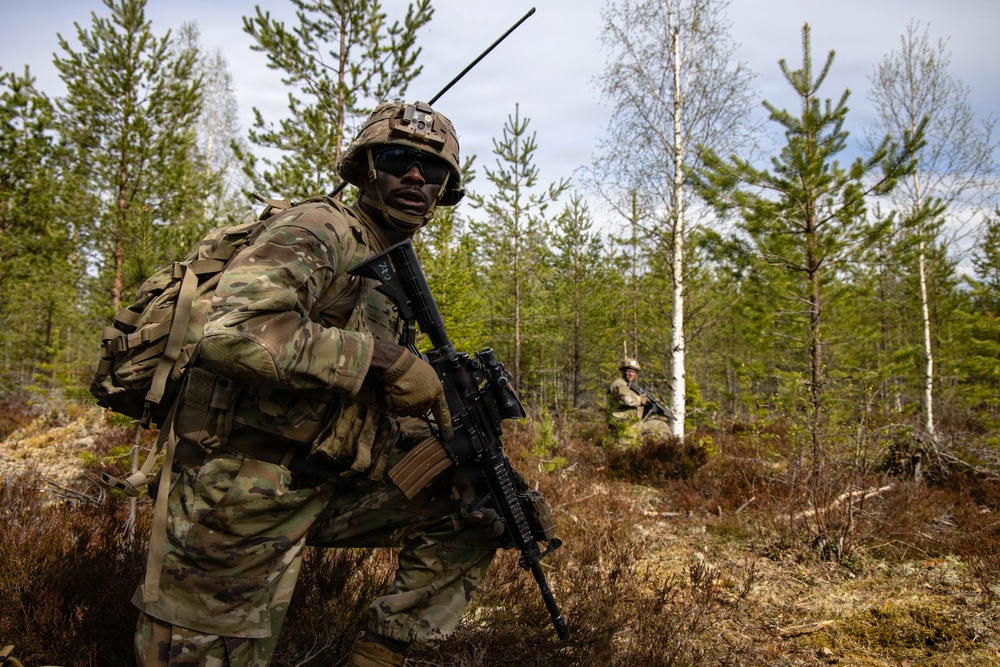 Infantry squad live fire at Saber Strike