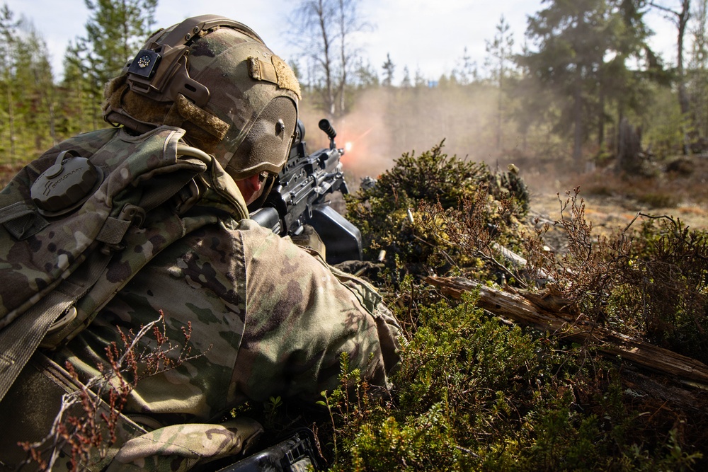 Infantry squad live fire at Saber Strike