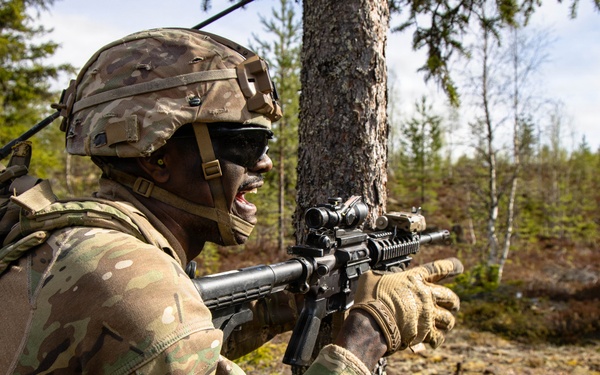 Infantry squad live fire at Saber Strike