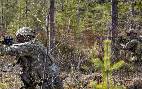 Infantry squad live fire at Saber Strike