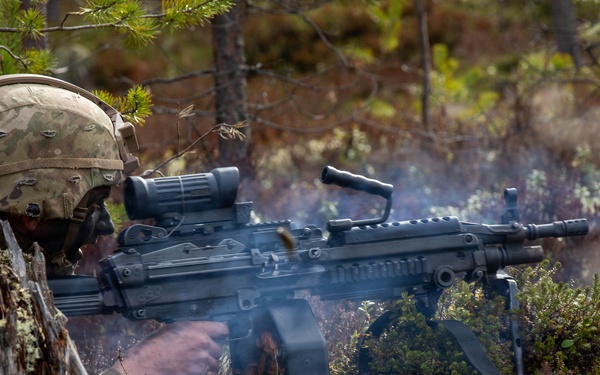 Soldiers conduct squad situational training exercise lanes at Saber Strike