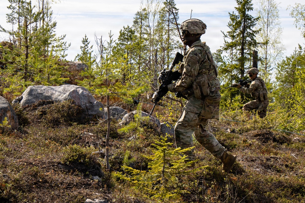 Infantry squad live fire at Saber Strike