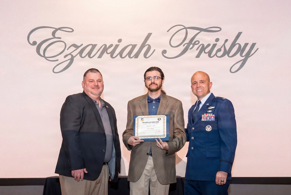 Holloman AFB hosts Project SEARCH graduation