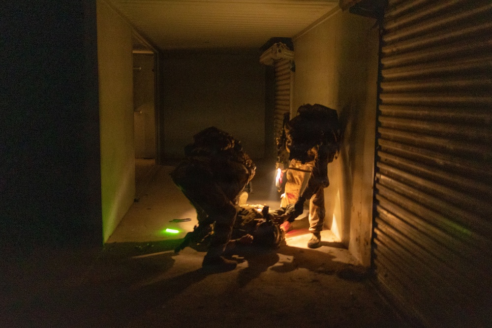 Marines with V2/5 conduct EOTG Vertical Assault Course
