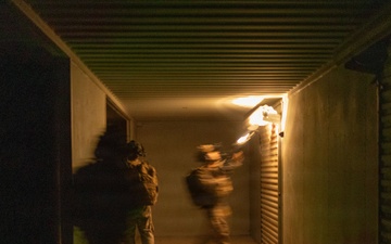 Marines with V2/5 conduct EOTG Vertical Assault Course