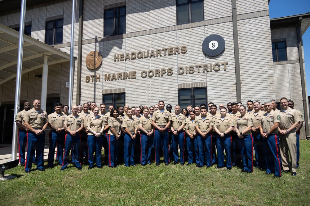 SMMC Ruiz visits 8th Marine Corps District