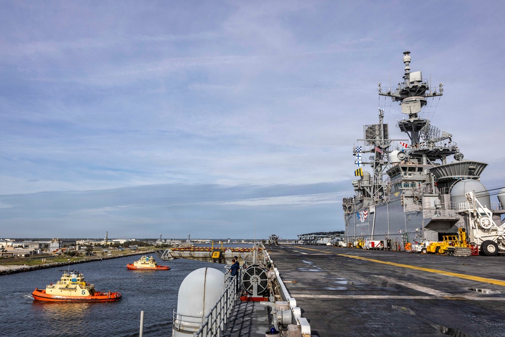 USS Iwo Jima Pulls Into Naval Station Mayport