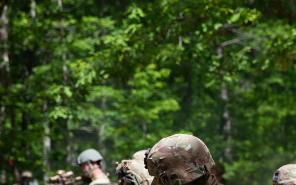 1-150th Calvary Regiment trains infantry skills during annual training