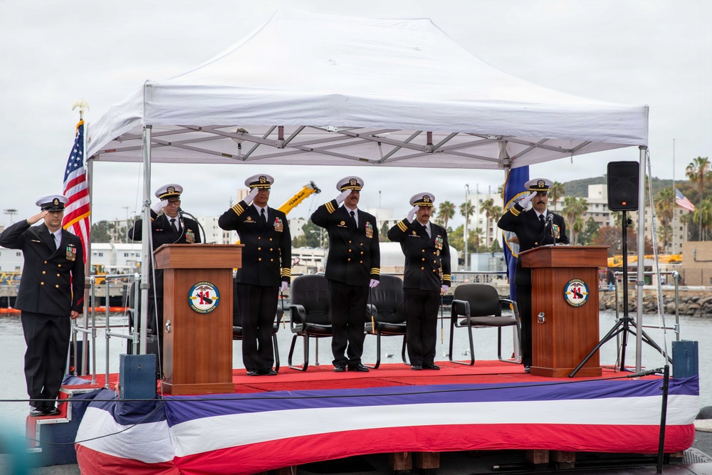 USS Santa Fe Holds Change of Command