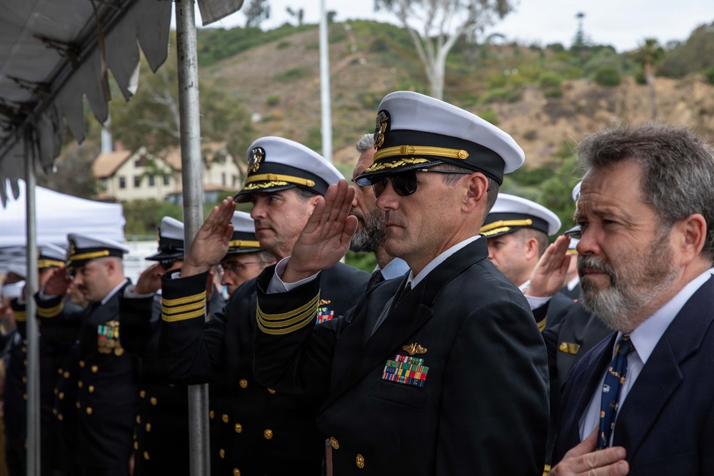 USS Santa Fe Holds Change of Command