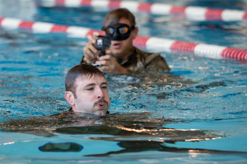 218th Maneuver Enhancement Brigade hosts a Combat Water Survival Test on Fort Gordon