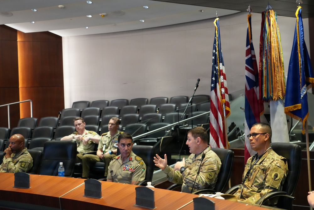 3d MDTF, 94th AAMDC leaders meet with Australian Chief of Army