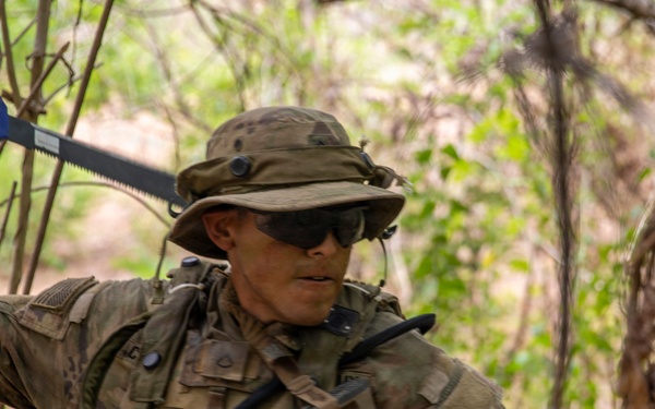 Salaknib 2026: 2-35 Infantry ‘Cacti’ establishes mortar position during JPMRC-X