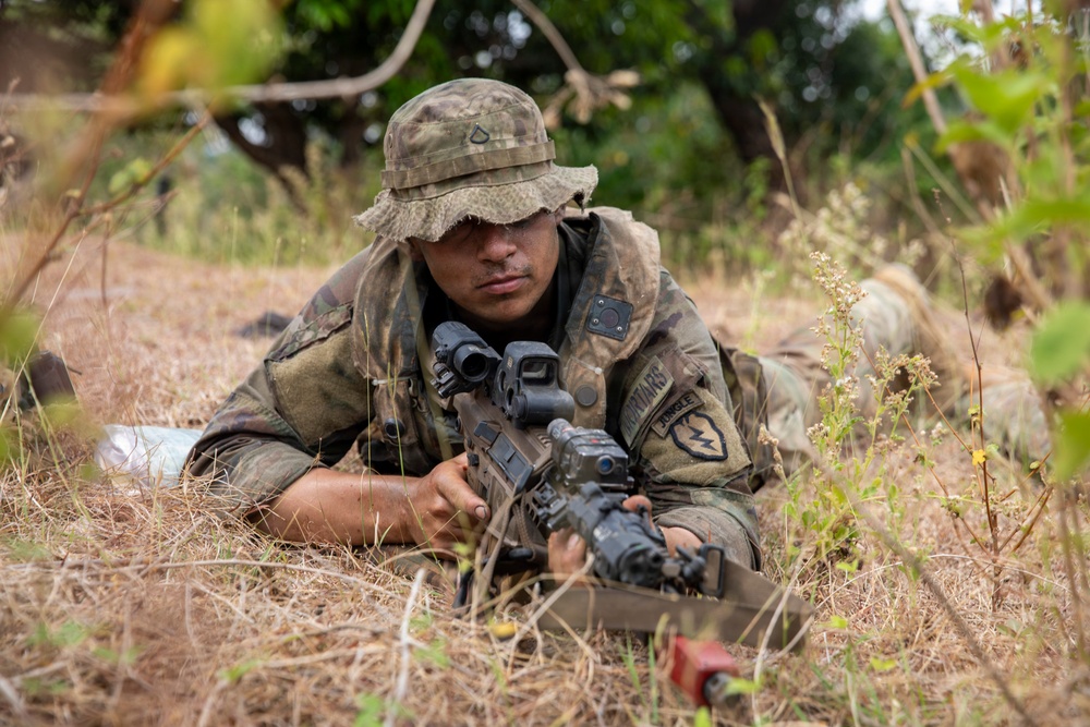 Salaknib 2026: 2-35 Infantry ‘Cacti’ establishes mortar position during JPMRC-X