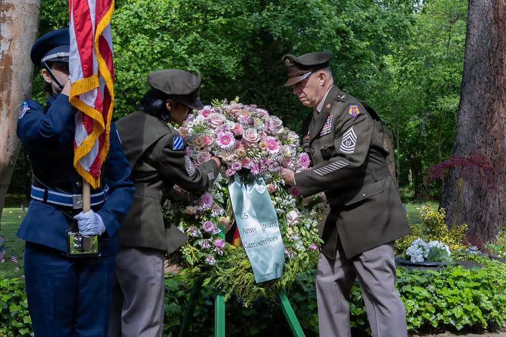 German-American community honors children buried at Kaiserslautern Kindergraves memorial