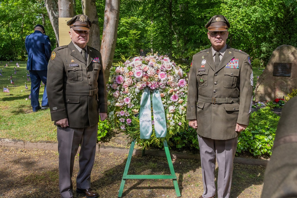 German-American community honors children buried at Kaiserslautern Kindergraves memorial