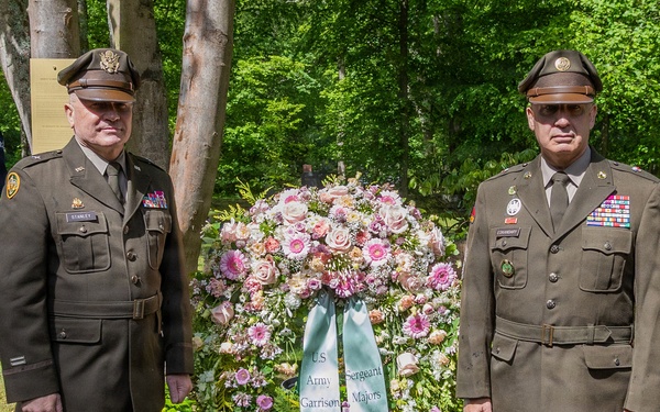 German-American community honors children buried at Kaiserslautern Kindergraves memorial