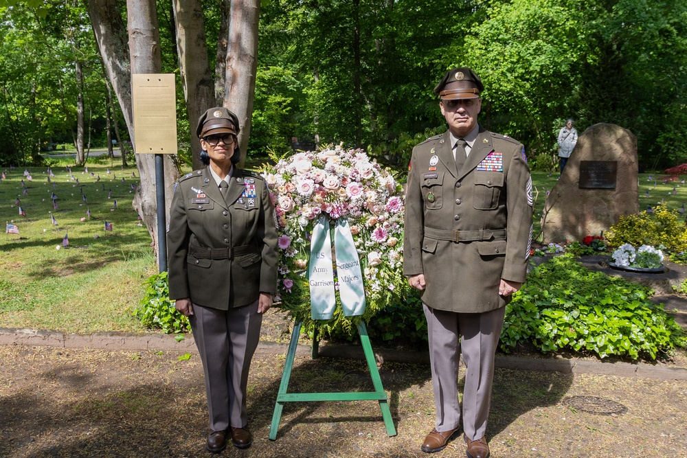 German-American community honors children buried at Kaiserslautern Kindergraves memorial
