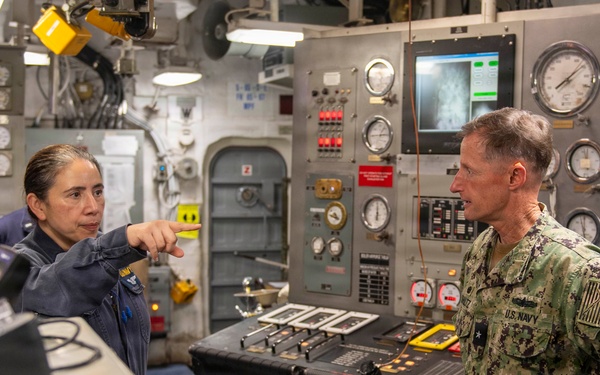 Rear Adm. Tom Shultz, commander, Task Force 76, visits USS Boxer