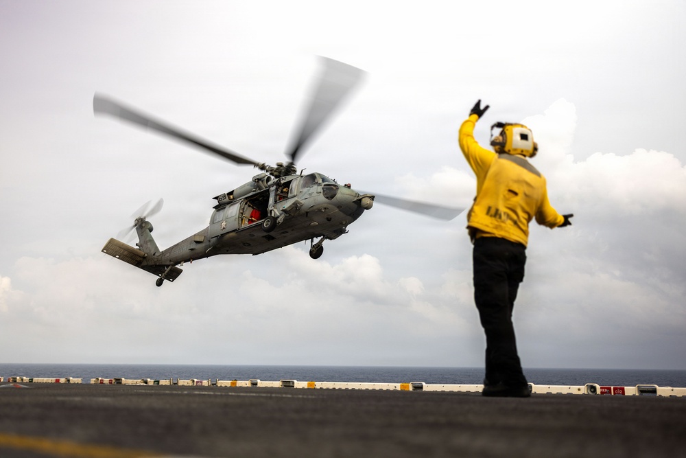 11th MEU Marines, Sailors Conduct Flight Operations Aboard USS Boxer