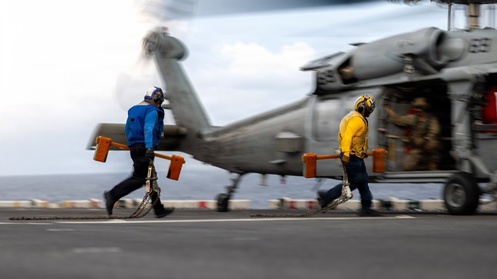 11th MEU Marines, Sailors Conduct Flight Operations Aboard USS Boxer